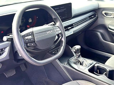 2025 Kia K4 LXS FWD