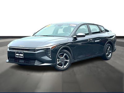 2025 Kia K4 LXS FWD