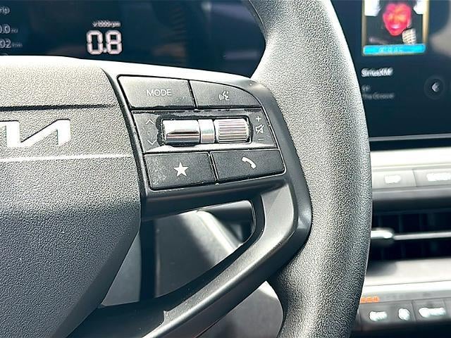 2025 Kia K4 LXS FWD