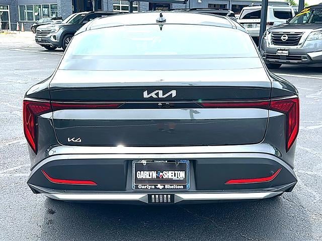 2025 Kia K4 LXS FWD