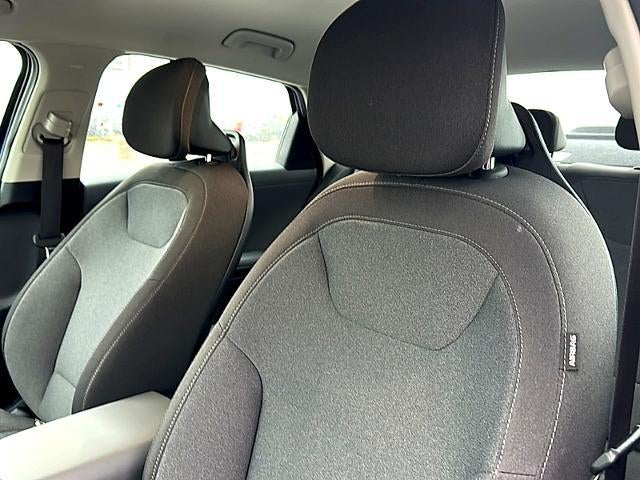 2025 Kia K4 LXS FWD