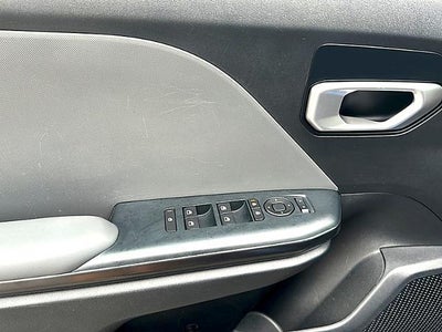 2025 Kia K4 LXS FWD