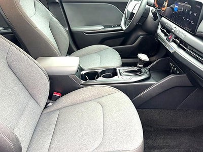 2025 Kia K4 LXS FWD