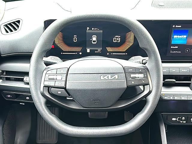 2025 Kia K4 LXS FWD