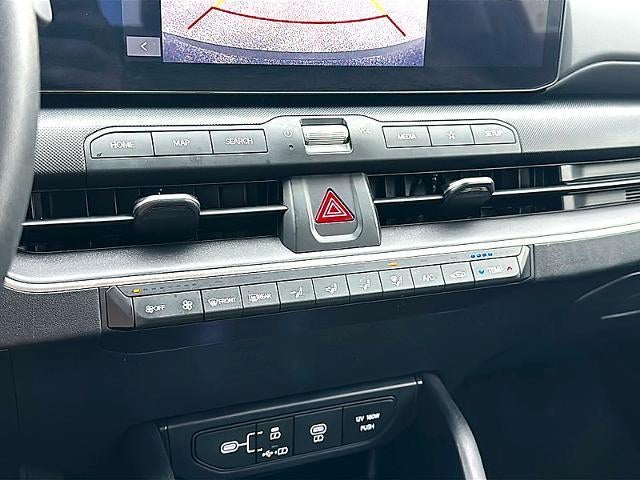 2025 Kia K4 LXS FWD