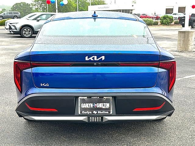 2025 Kia K4 LXS FWD