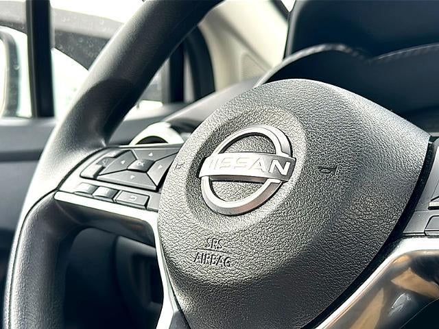 2024 Nissan Versa SV CVT