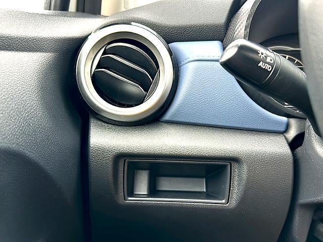 2024 Nissan Versa SV CVT