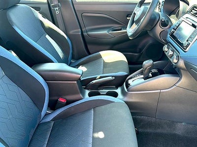 2025 Nissan Versa SV CVT