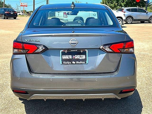 2025 Nissan Versa SV CVT