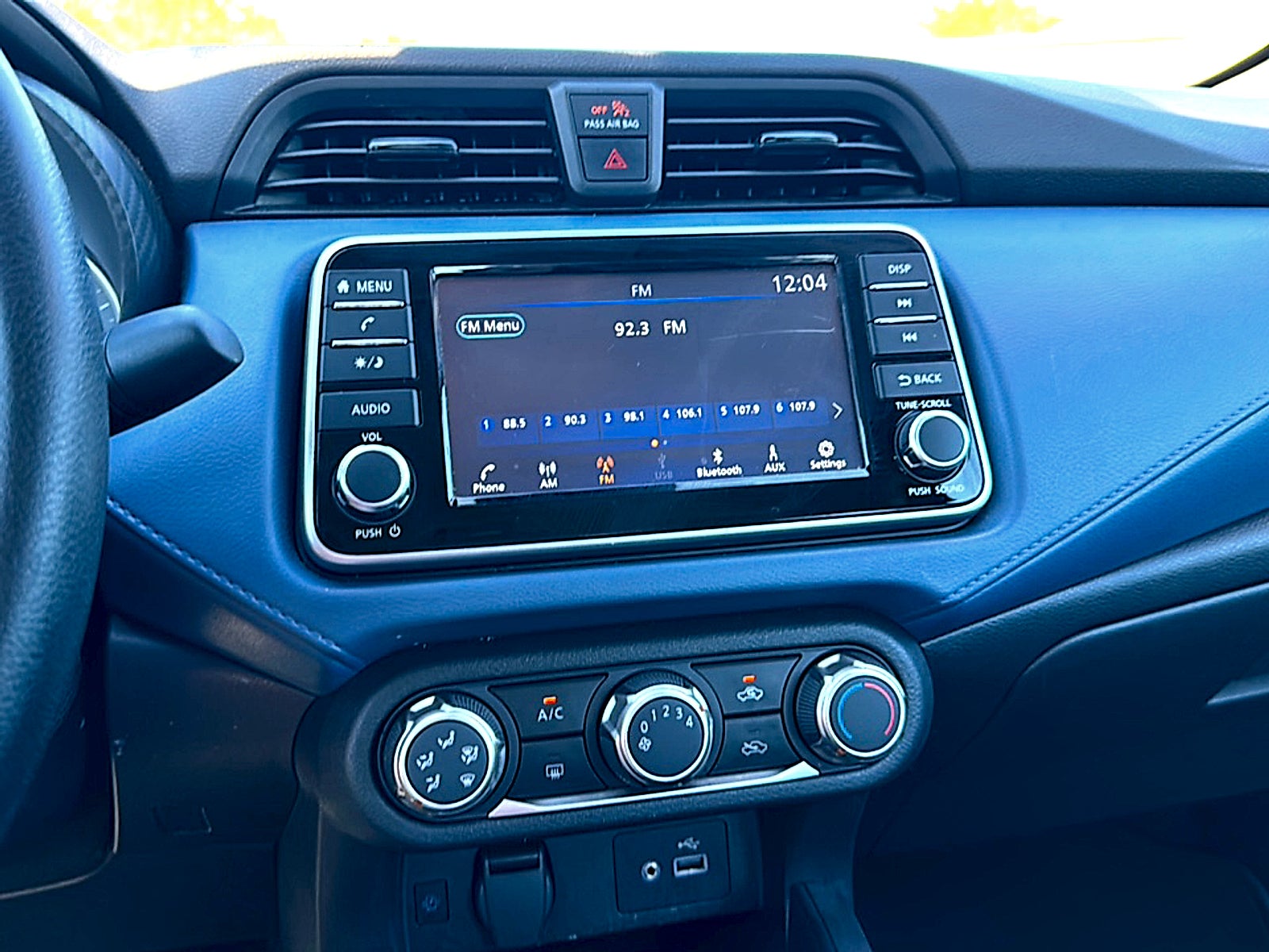 2025 Nissan Versa 1.6 SV