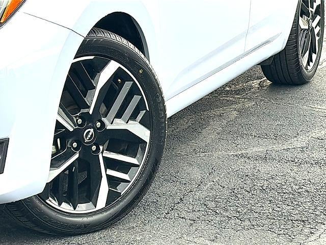 2024 Nissan Versa SR CVT