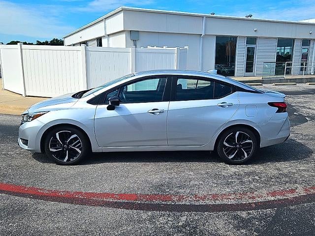 2024 Nissan Versa SR CVT