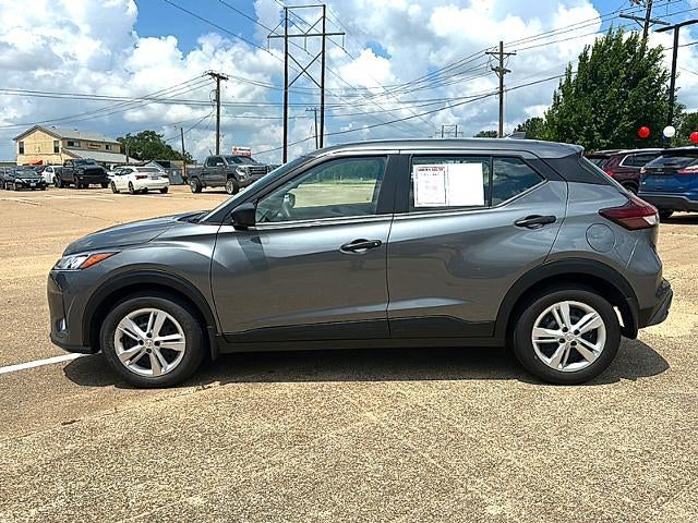 2025 Nissan Kicks Play S FWD