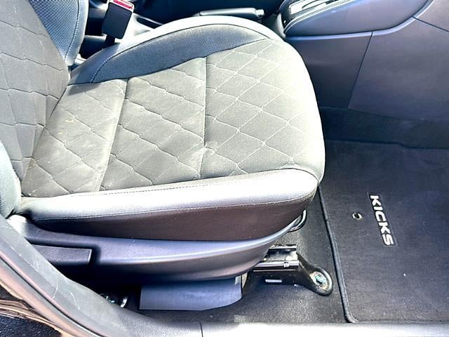 2019 Nissan Kicks SV FWD