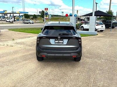 2025 Nissan Kicks SR FWD