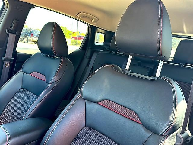 2025 Nissan Kicks SR FWD
