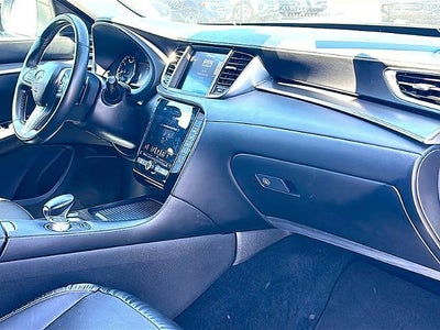 2022 INFINITI QX50 LUXE FWD