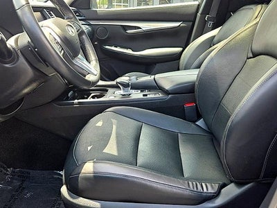 2022 INFINITI QX50 LUXE FWD