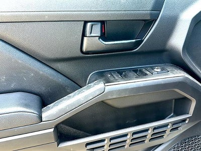 2025 Toyota Tacoma 2WD 2WD SR Double Cab 5' Bed AT (GS)