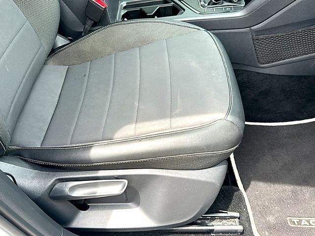 2023 Volkswagen Taos SE FWD