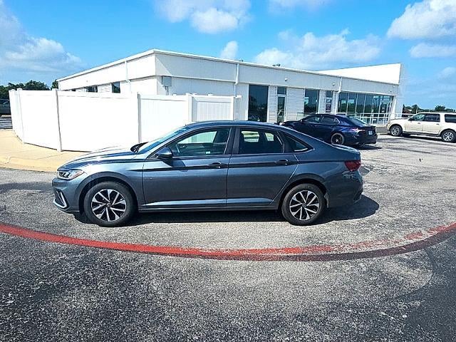 2025 Volkswagen Jetta S Auto