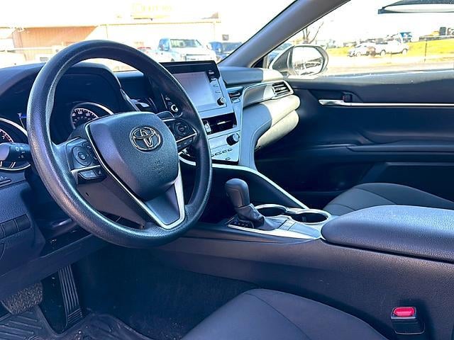 2024 Toyota Camry LE Auto (SE)