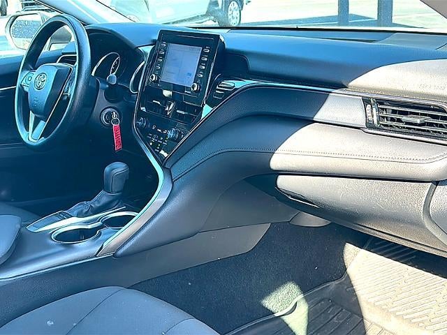 2024 Toyota Camry LE Auto (SE)