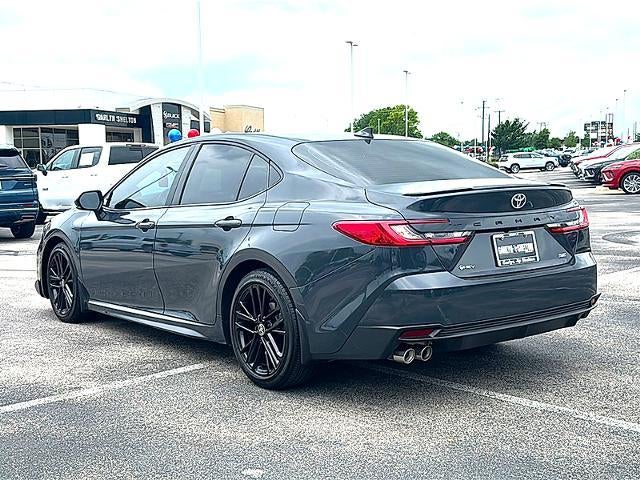 2025 Toyota Camry LE (SE)