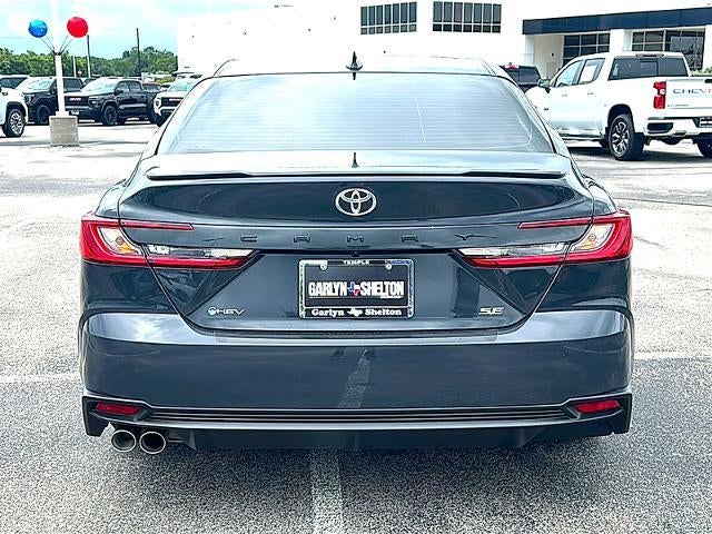 2025 Toyota Camry LE (SE)