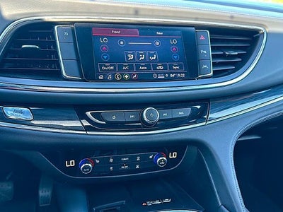 2022 Buick Enclave Essence FWD