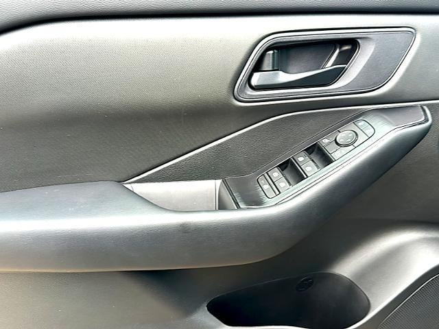 2025 Nissan Rogue FWD S