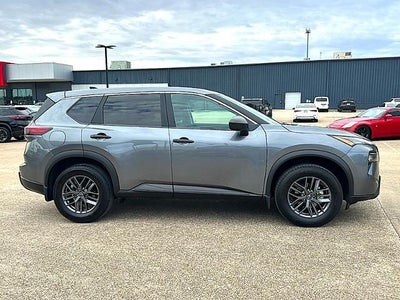 2025 Nissan Rogue FWD S