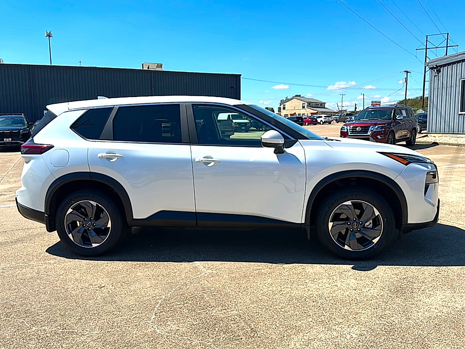 2026 Nissan Rogue SV