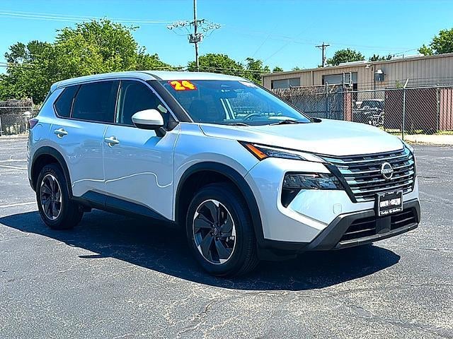 2024 Nissan Rogue FWD SV