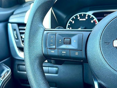 2024 Nissan Rogue FWD SV