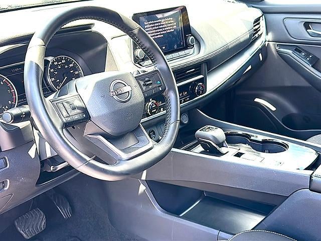 2025 Nissan Rogue FWD SV