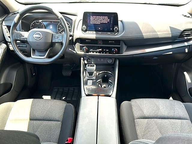 2025 Nissan Rogue FWD SV