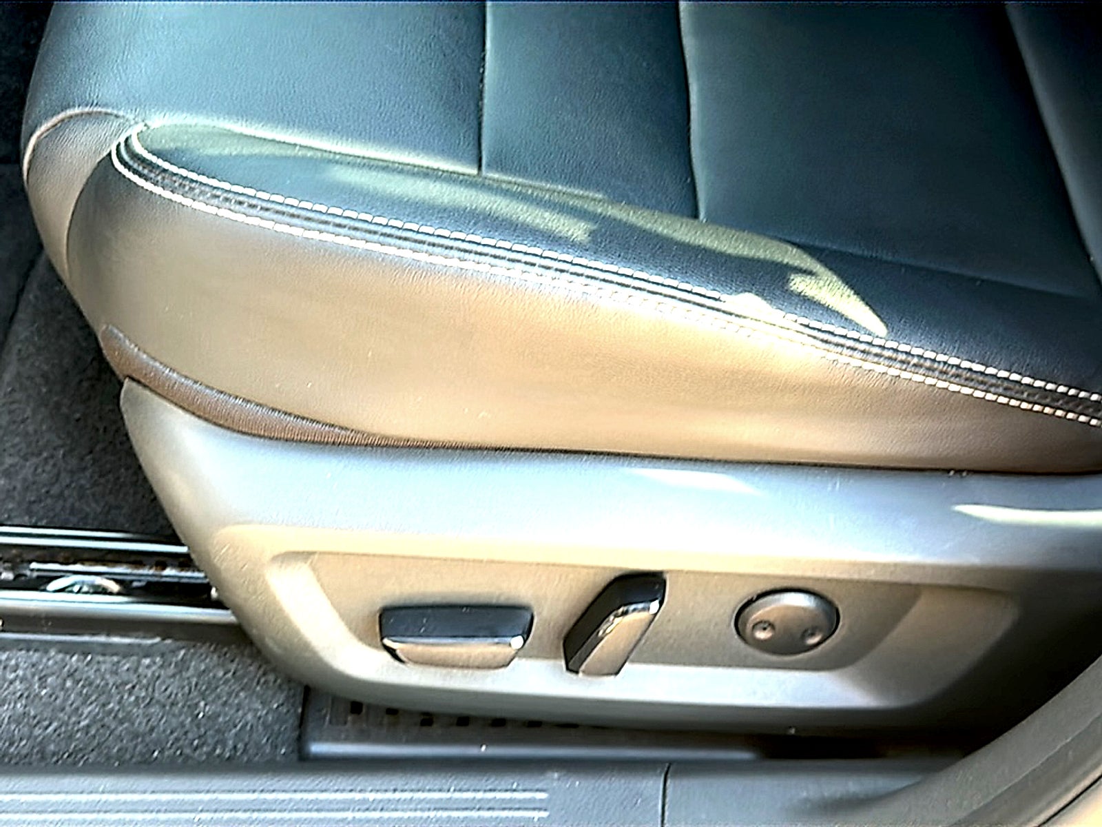 2023 Nissan Rogue SL FWD