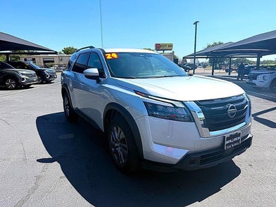 2024 Nissan Pathfinder SV 2WD