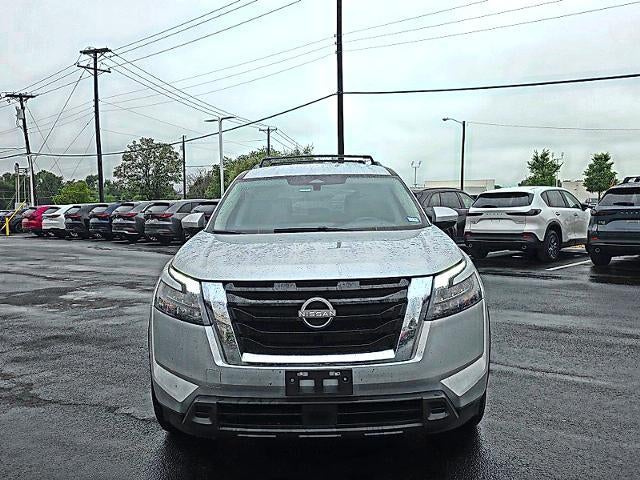 2025 Nissan Pathfinder SV 2WD