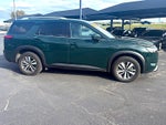 2025 Nissan Pathfinder SL FWD