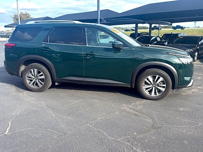 2025 Nissan Pathfinder SL FWD