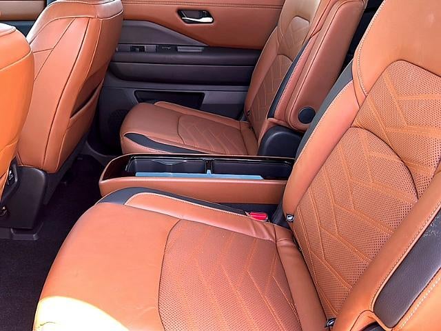 2022 Nissan Pathfinder Platinum 4WD