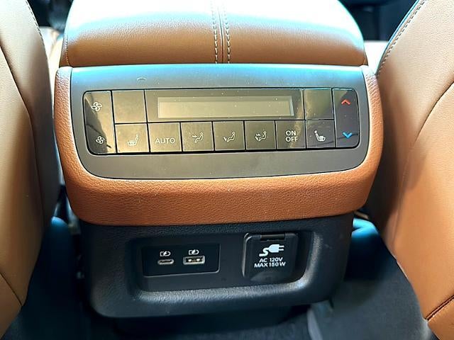 2022 Nissan Pathfinder Platinum 4WD