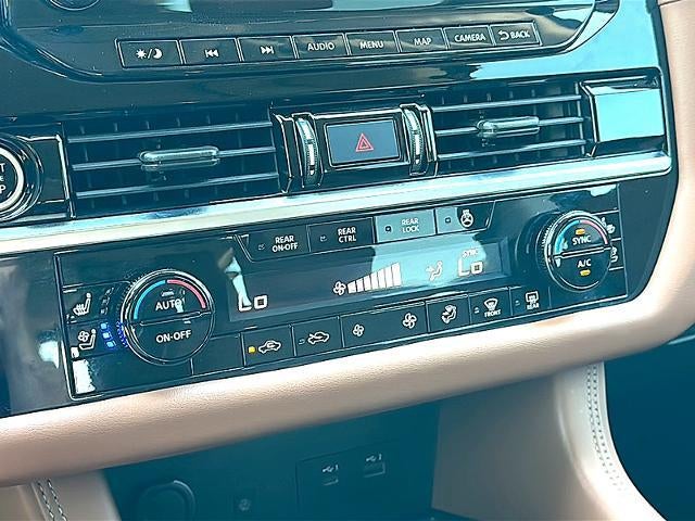 2022 Nissan Pathfinder Platinum 4WD