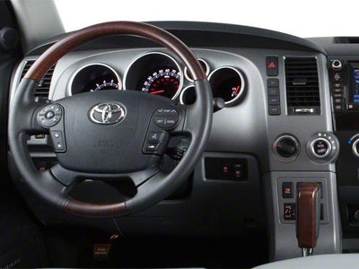 2013 Toyota Sequoia RWD 5.7L SR5 (Natl)
