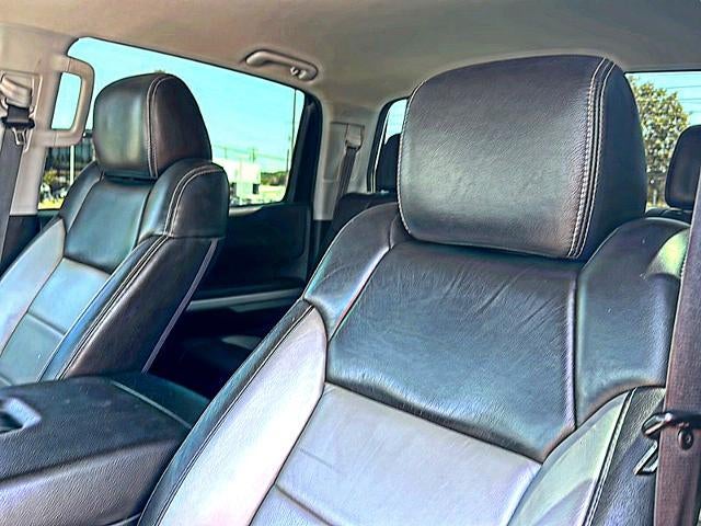 2017 Toyota Tundra 2WD 2WD SR5 CrewMax 5.5' Bed 5.7L FFV (SE)