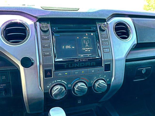 2017 Toyota Tundra 2WD 2WD SR5 CrewMax 5.5' Bed 5.7L FFV (SE)