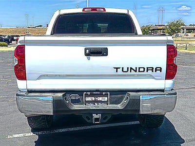 2017 Toyota Tundra 2WD 2WD SR5 CrewMax 5.5' Bed 5.7L FFV (SE)